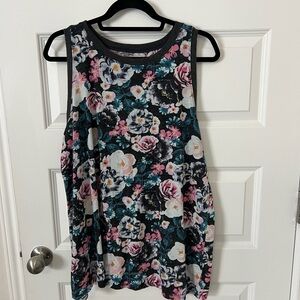 Torrid Gray and Pink Floral Classic Fit Top